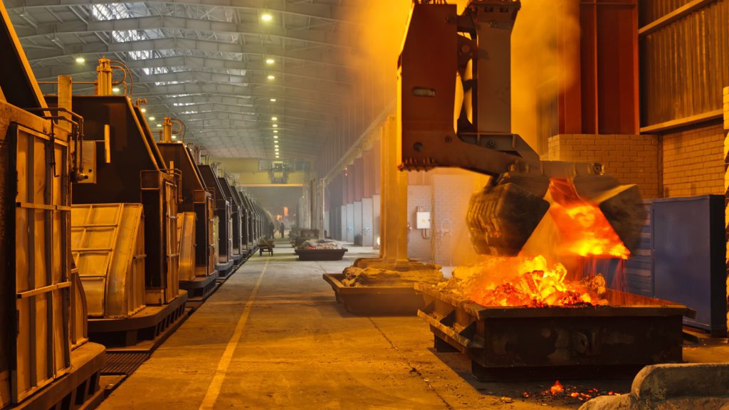 Как устроены заводы по переработке металла: технологии и оборудование